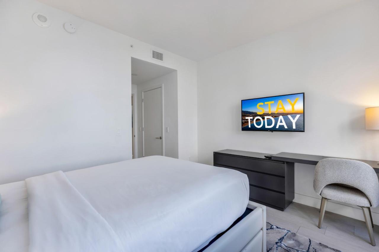 Hyde Beach House Resort - Million Apartment 2Bd 2Ba, Direct Ocean View, 1 Min From Beach, 6 Guests Hollywood Extérieur photo